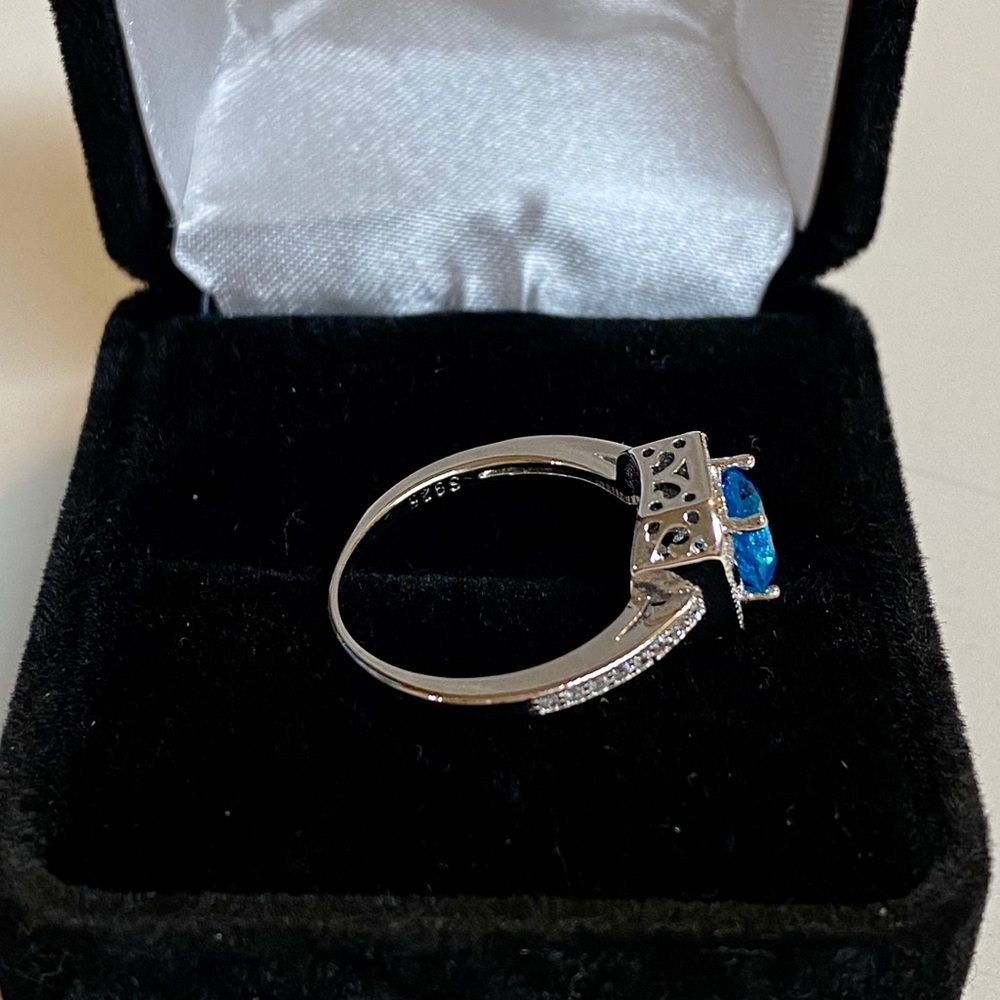 925 Sterling Silver Blue CZ Halo Fashion Ring - Picture 2 of 10